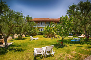Artemis Studios And Apartments Psarou  Exterior foto